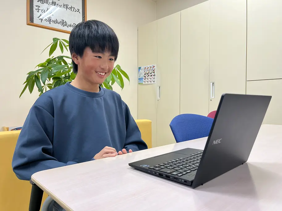 制作物のクローズアップ（右）